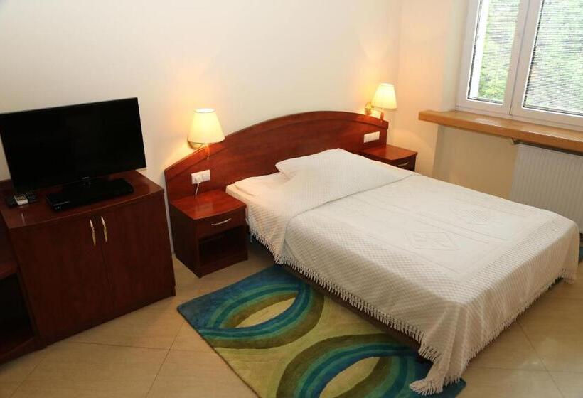 اتاق لوکس یک تخته, Et Nocleg