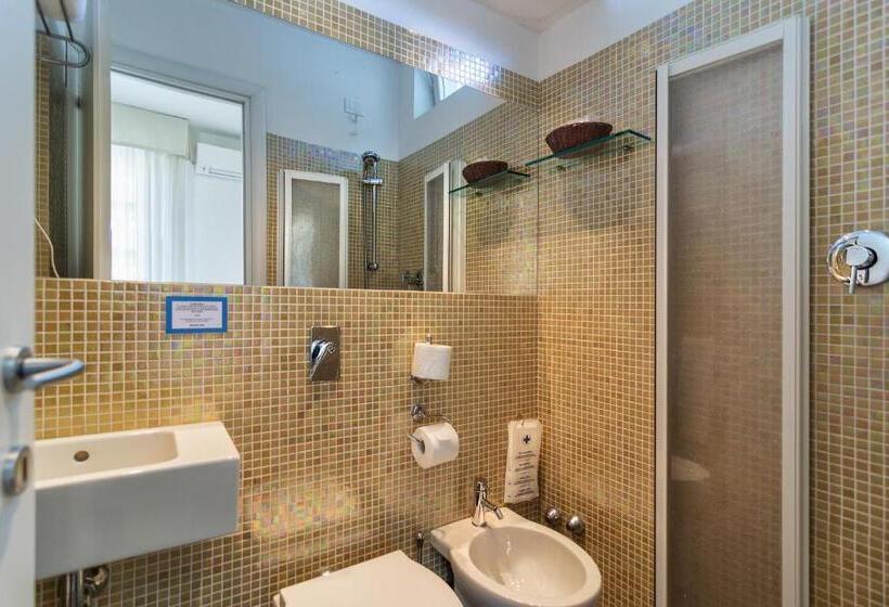 スタンダードシングルルーム, Hermitage