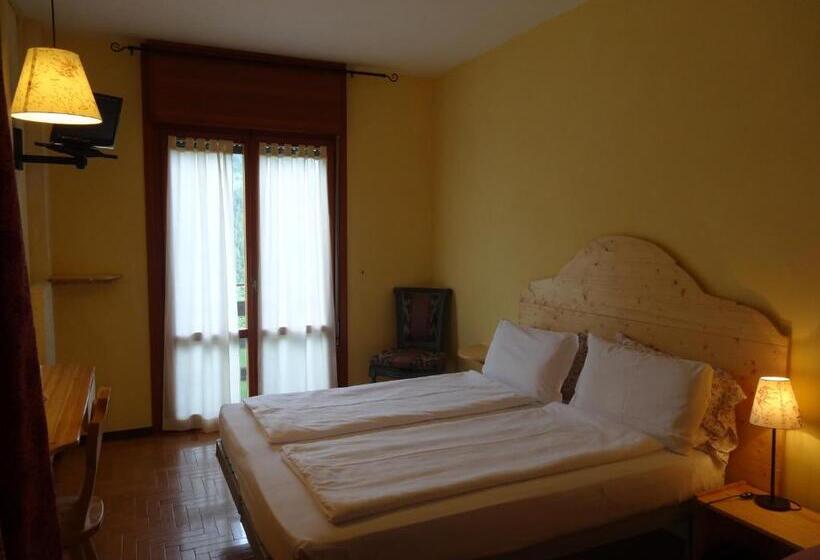 マウンテンビュースタンダードルーム, La Caminatha