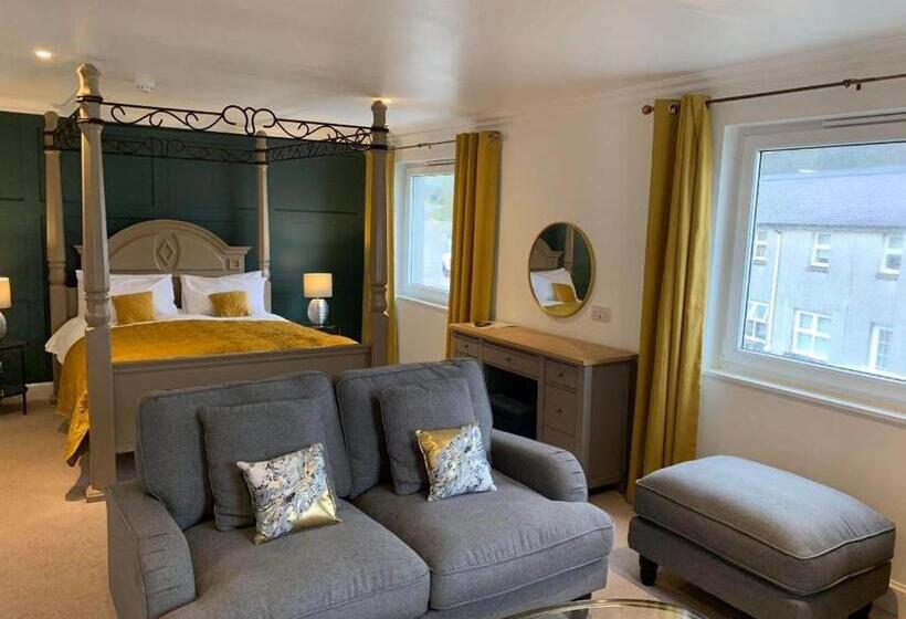 جناح, Lamlash Bay