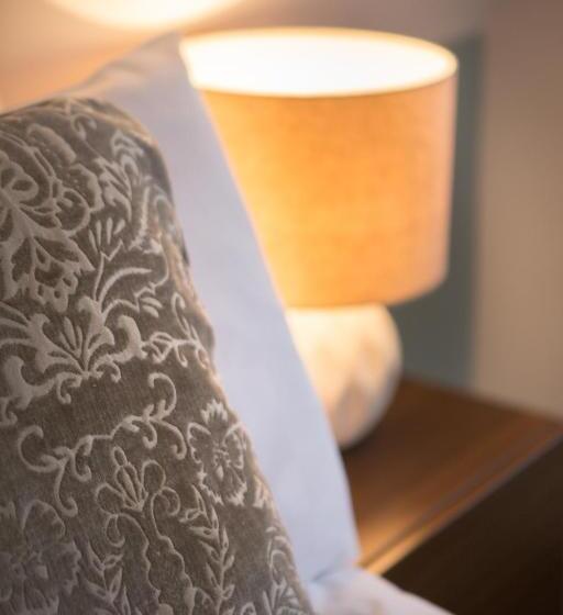 غرفة أساسية, Lamlash Bay