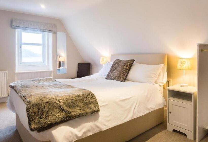 غرفة كومفورت مطلة علي البحر, Lamlash Bay