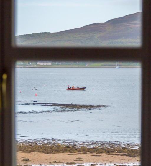 غرفة كومفورت مطلة علي البحر, Lamlash Bay
