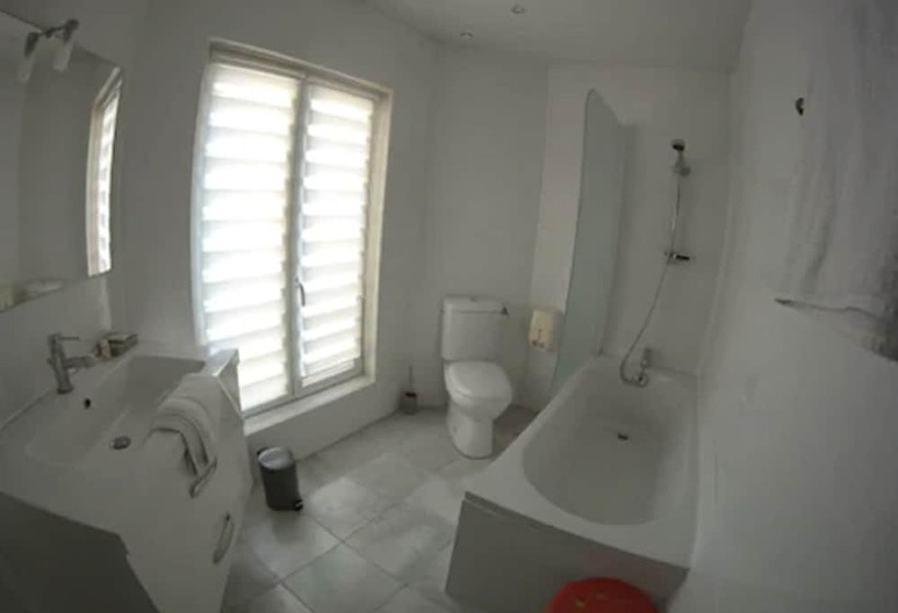 スタンダードトリプルルーム, Le Pelican