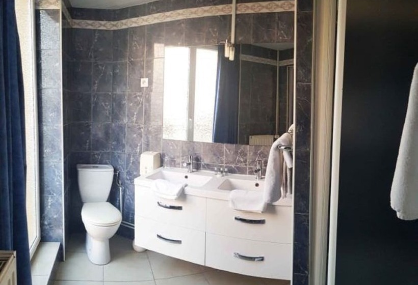 ファミリールーム, Le Pelican