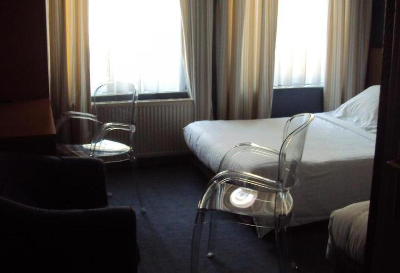 ファミリールーム, Le Pelican