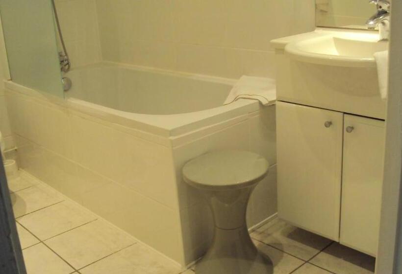 スタンダードトリプルルーム, Le Pelican