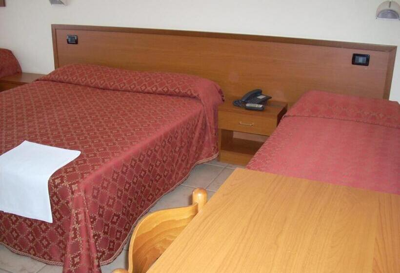 带阳台标准四人间, Margherita