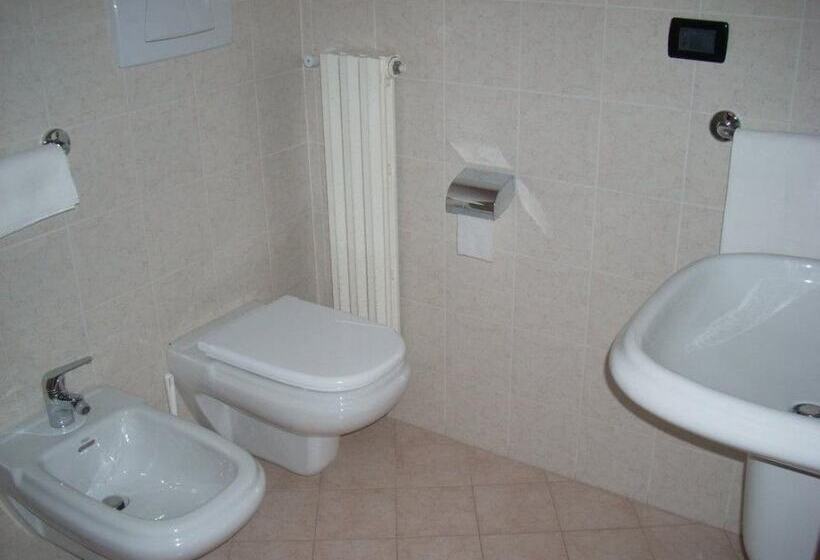 带阳台标准四人间, Margherita