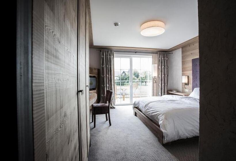 Comfort room with balcony, Meiser Vital