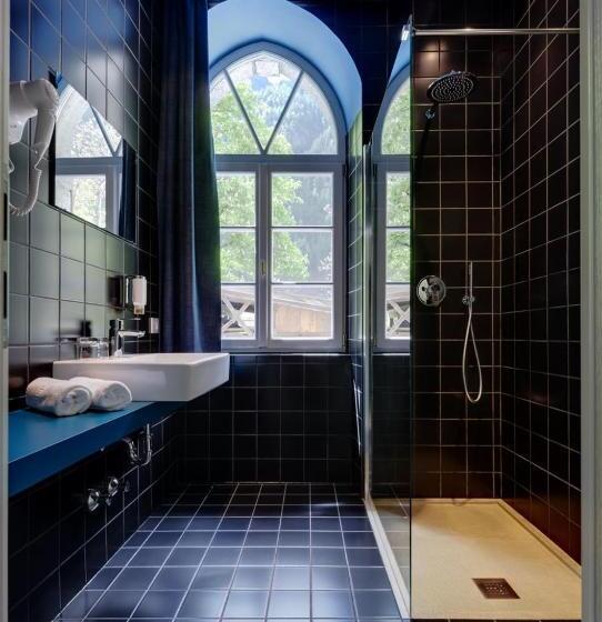 スタンダード４人部屋, Sachsenklemme