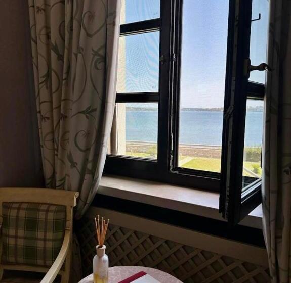 סוויטה נוף לים, Saraceno Al Faro