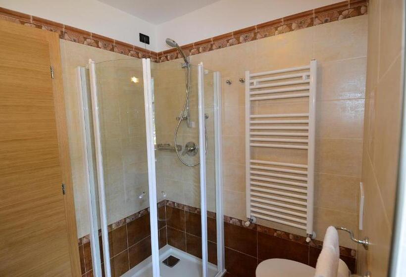 スタンダードルーム, Stella Alpina