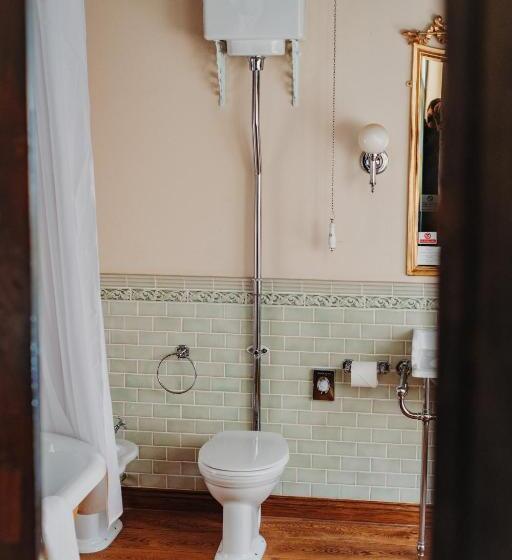 スイート, The Old Palace Lodge