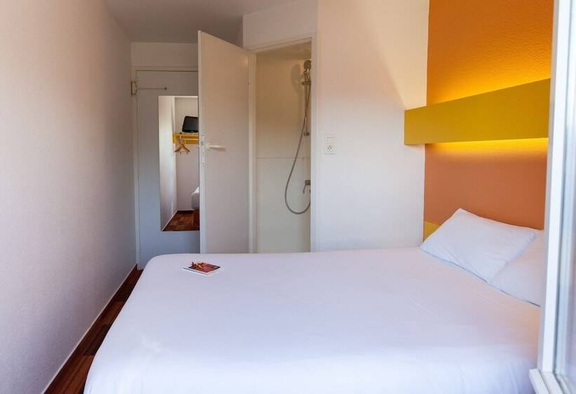 Номер Стандарт, The Originals Access, Hôtel Bordeaux Lac