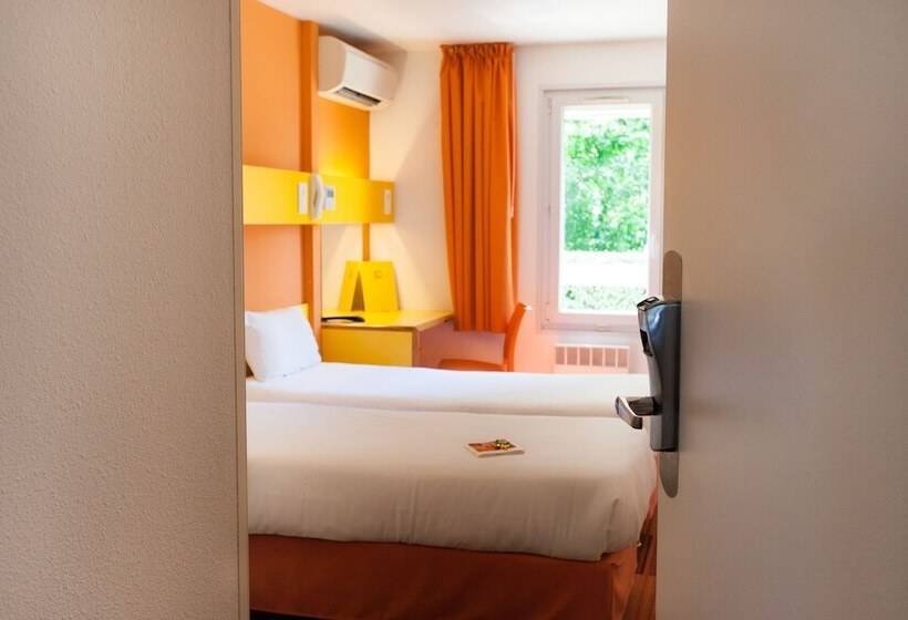 Номер Стандарт, The Originals Access, Hôtel Bordeaux Lac