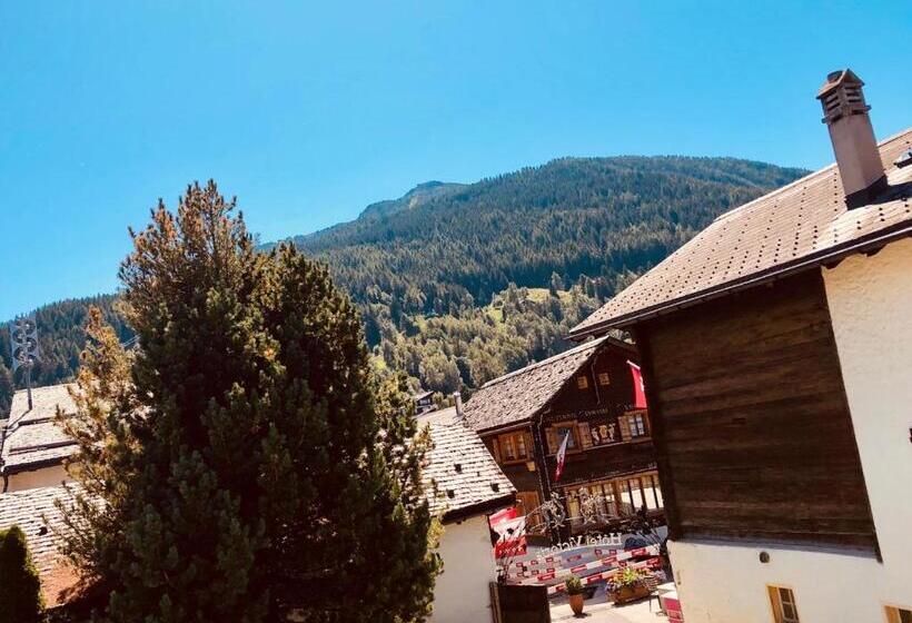 غرفة عائلية مطلّة علي الجبل, Victoria Retreat