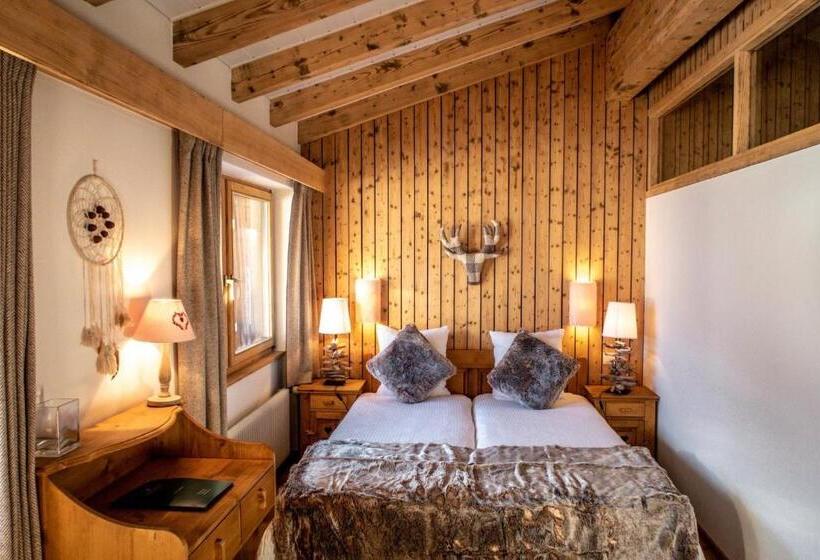 غرفة عائلية مطلّة علي الجبل, Victoria Retreat