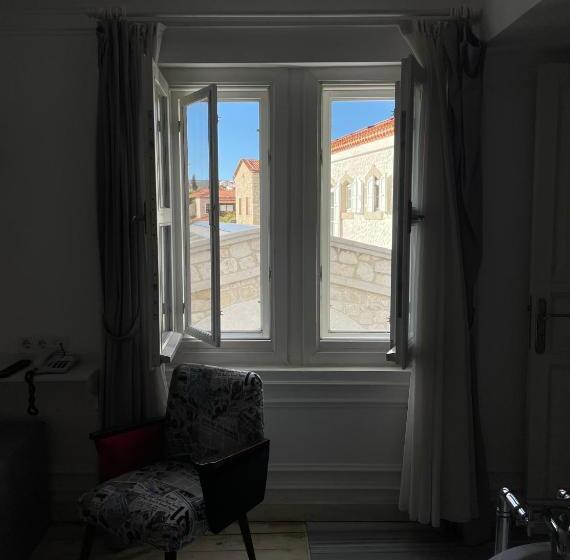 جناح سينيور, Vintage Hotel Alacati