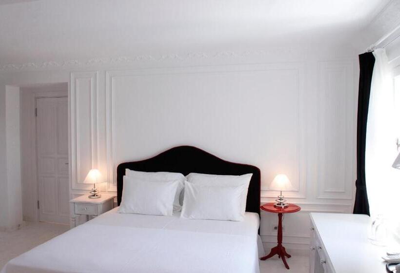 جناح سينيور, Vintage Hotel Alacati