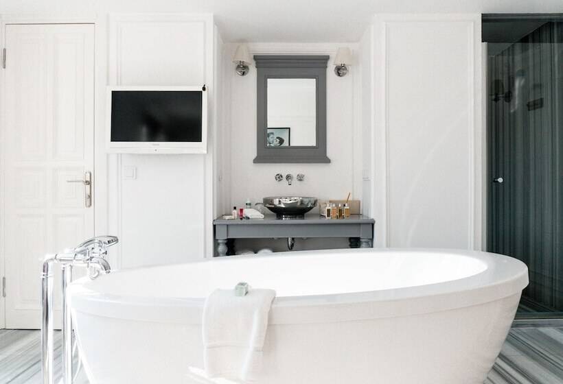 جناح سينيور, Vintage Hotel Alacati