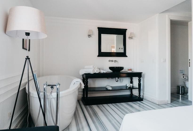 جناح سينيور, Vintage Hotel Alacati