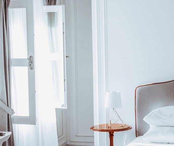 جناح سينيور, Vintage Hotel Alacati