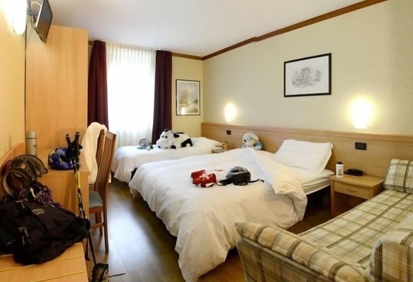 غرفة قياسية رباعية, Vittoria