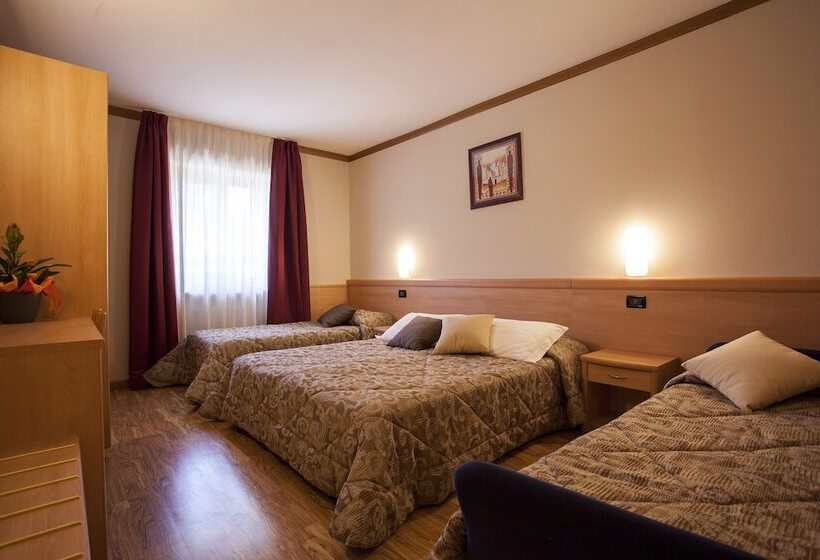 غرفة قياسية رباعية, Vittoria