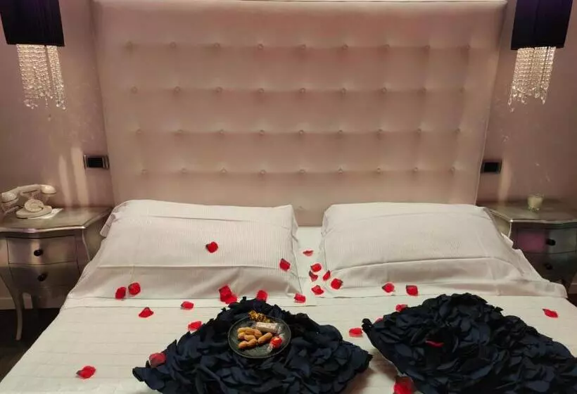 سوییت جونیور لوکس, In   Lounge Room