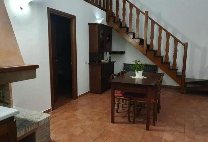 패밀리 스튜디오, Agriturismo Tognoloni