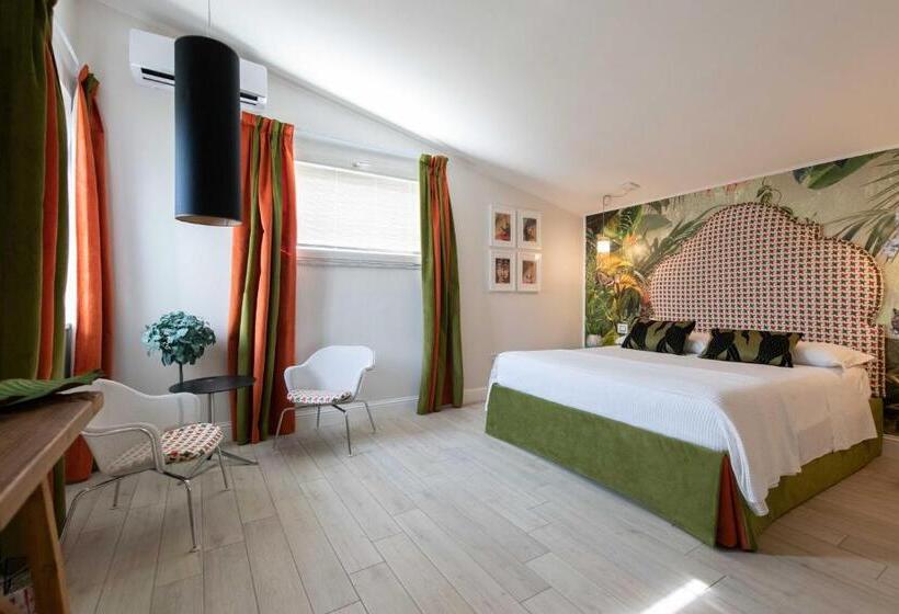 اتاق سوپریور, Welchome Charming House