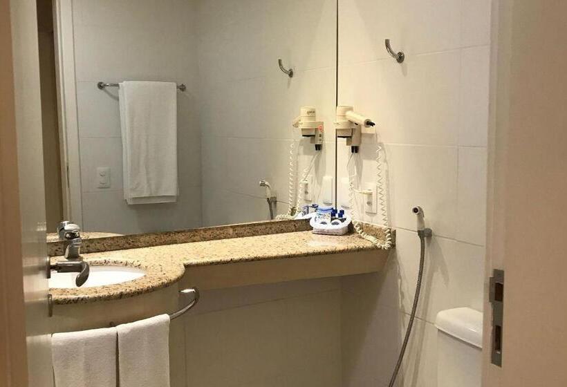 استودیو خانوادگی, Jurerê Beach Village é Destino Floripa