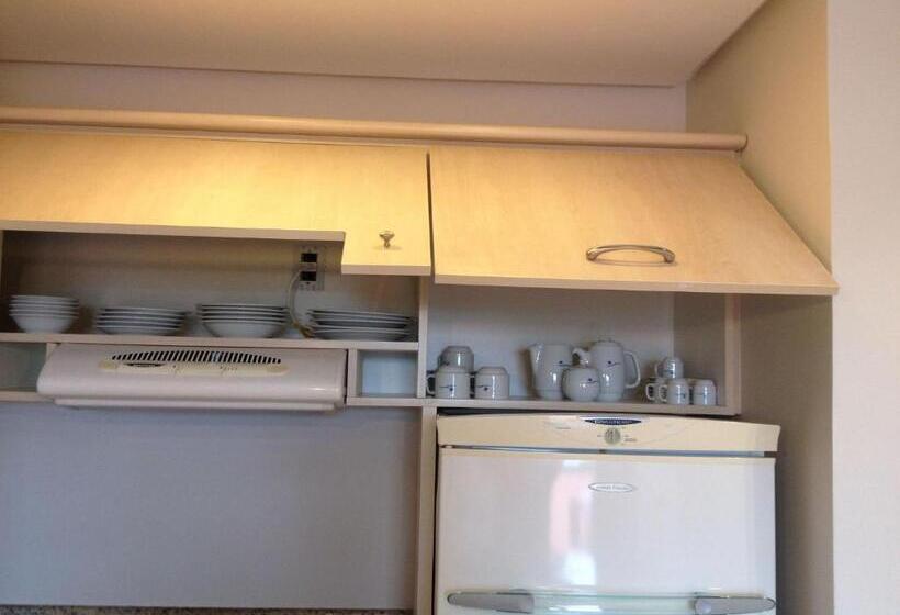 استودیو خانوادگی, Jurerê Beach Village é Destino Floripa