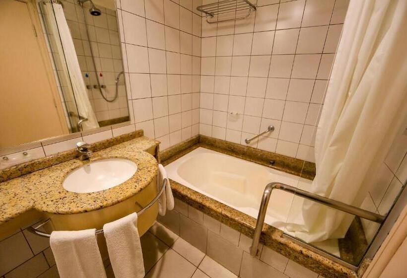 استودیوی استاندارد, Jurerê Beach Village é Destino Floripa