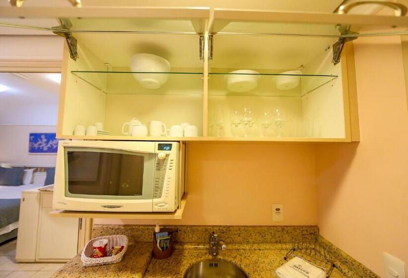 استودیوی استاندارد, Jurerê Beach Village é Destino Floripa