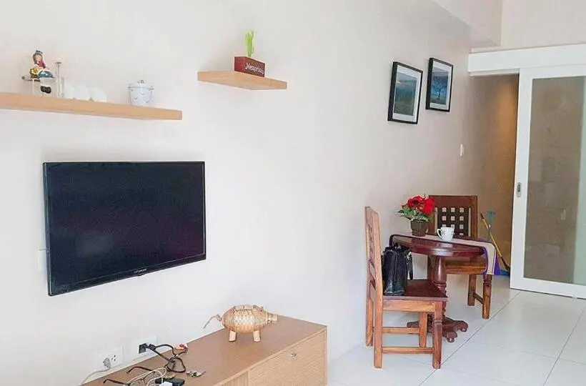 Perhehuone, Pico De Loro Resort Condotel