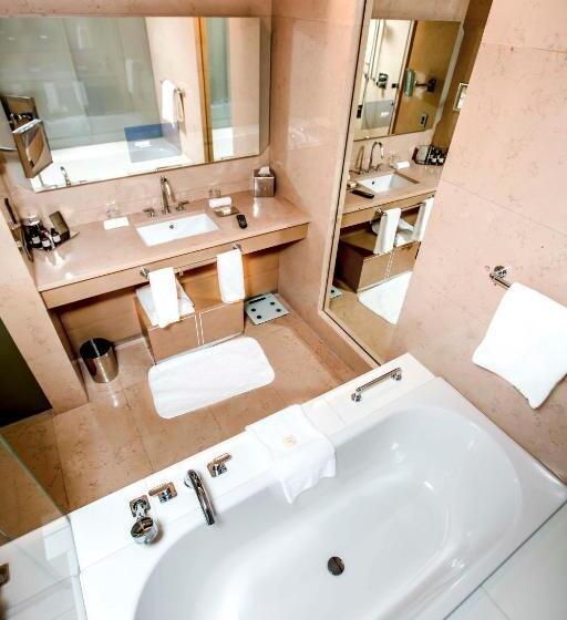 آپارتمان دوبلکس 1 خوابه, Apartments By Fairmont Baku Flame Towers