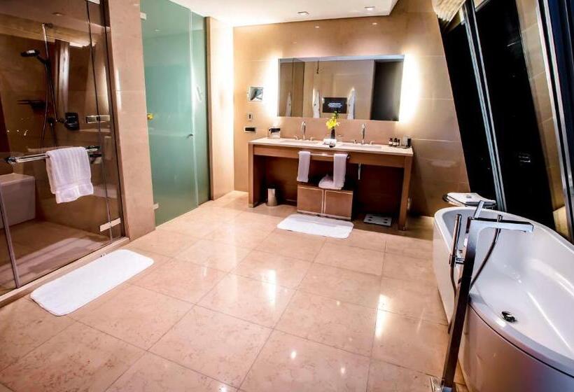 2 Bedrooms Apartment City View, Apartments By Fairmont Baku Flame Towers