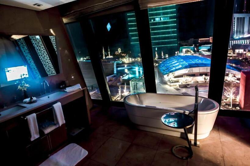 آپارتمان 2 خوابه با چشمانداز دریا, Apartments By Fairmont Baku Flame Towers