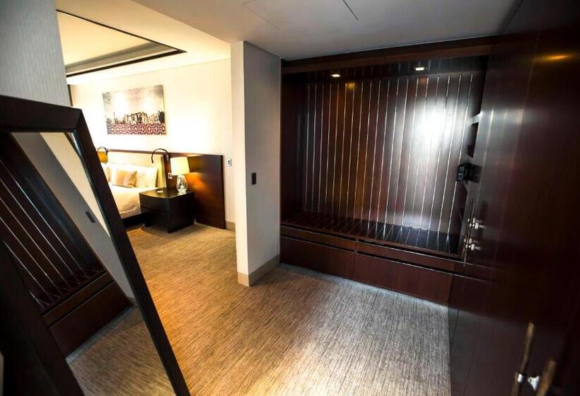 2 Bedrooms Apartment City View, Apartments By Fairmont Baku Flame Towers