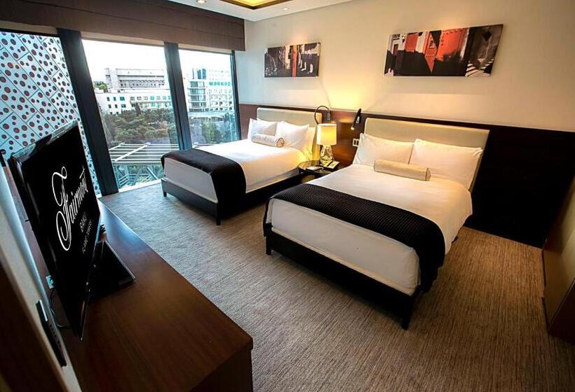 2 Bedrooms Apartment City View, Apartments By Fairmont Baku Flame Towers