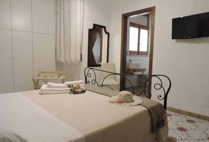 이코노미 룸, B&b Il Muro Vecchio