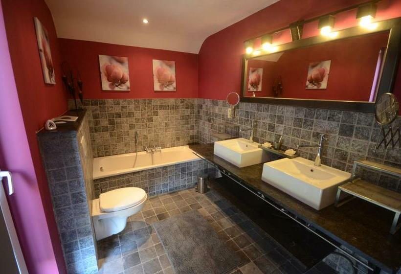 اتاق استاندارد, B&b La Raveline