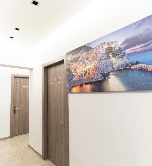 اتاق استاندارد سه نفره, Eden Rooms