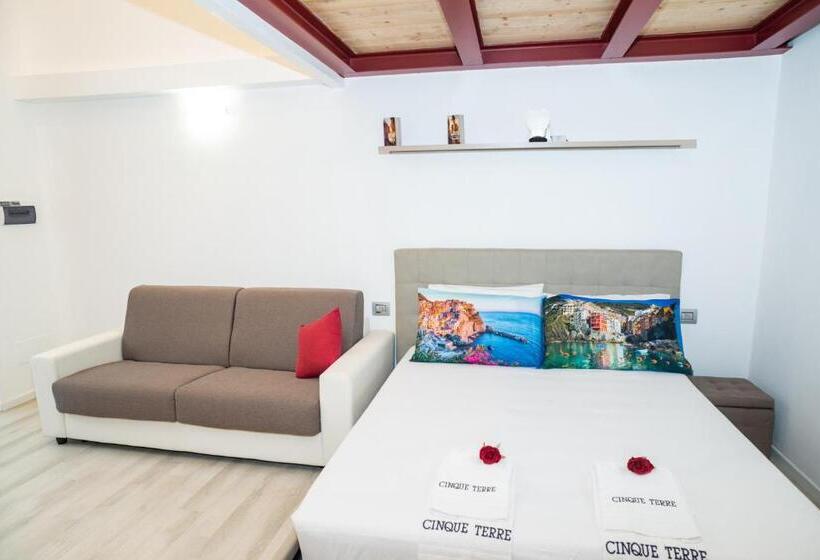 استودیوی لوکس, Eden Rooms