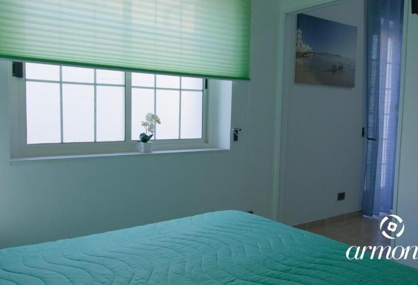 Standard room with outdoor bath, B&b Armonia Vieste