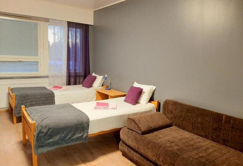 غرفة عائلية حمام مشترك, Center Hostel Kaatrahovi