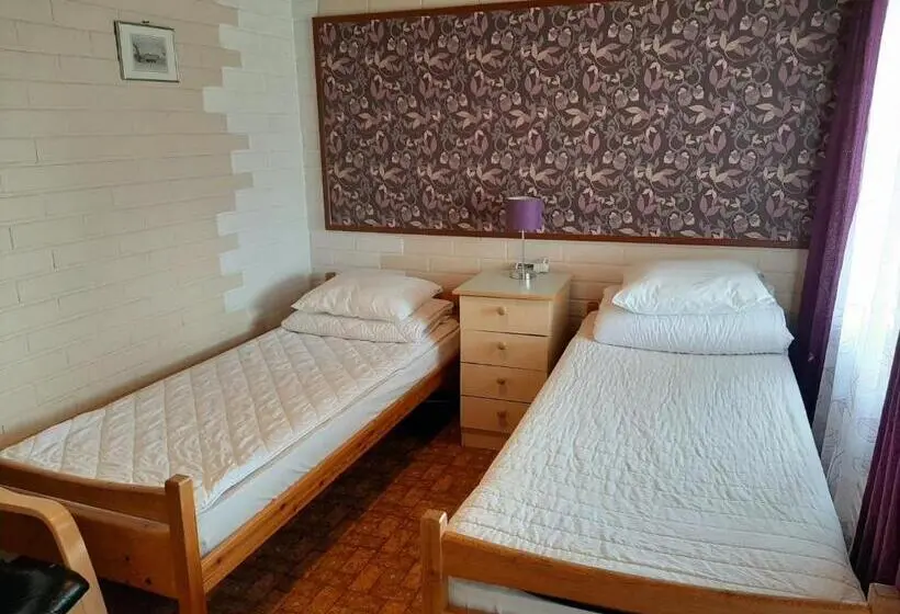 اتاق اکونومی, Center Hostel Kaatrahovi