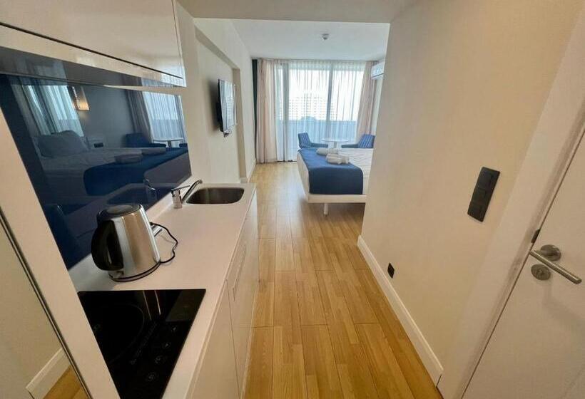 سوییت سوپریور, Orbi City Hotel Batumi Ge